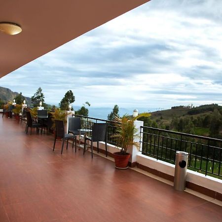 Mount N Mist Hotel อูตี ภายนอก รูปภาพ