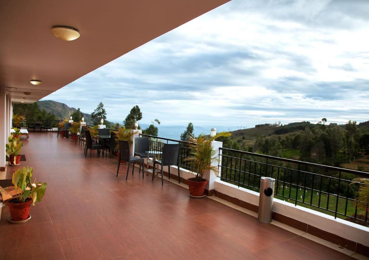 Mount N Mist Hotel อูตี ภายนอก รูปภาพ