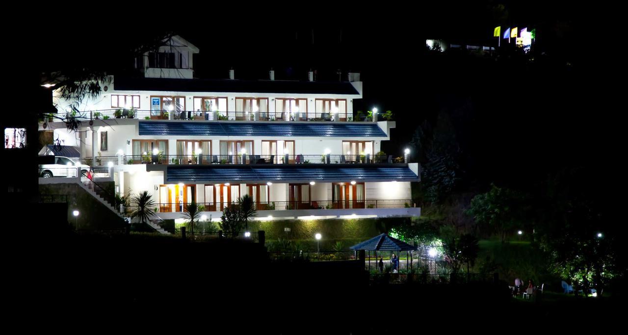 Mount N Mist Hotel อูตี ภายนอก รูปภาพ